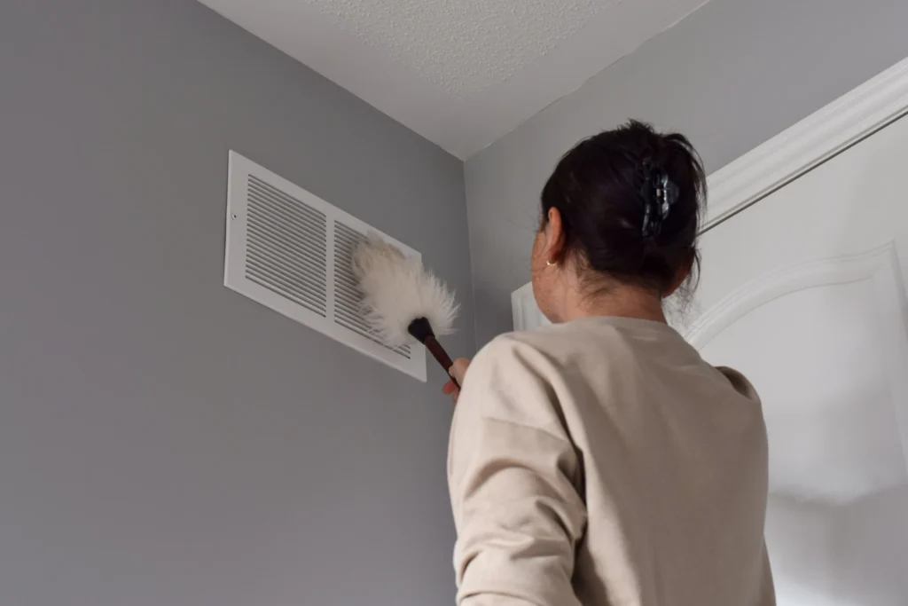 Identifying And Addressing Mold Issues In Your Home's Air Ducts